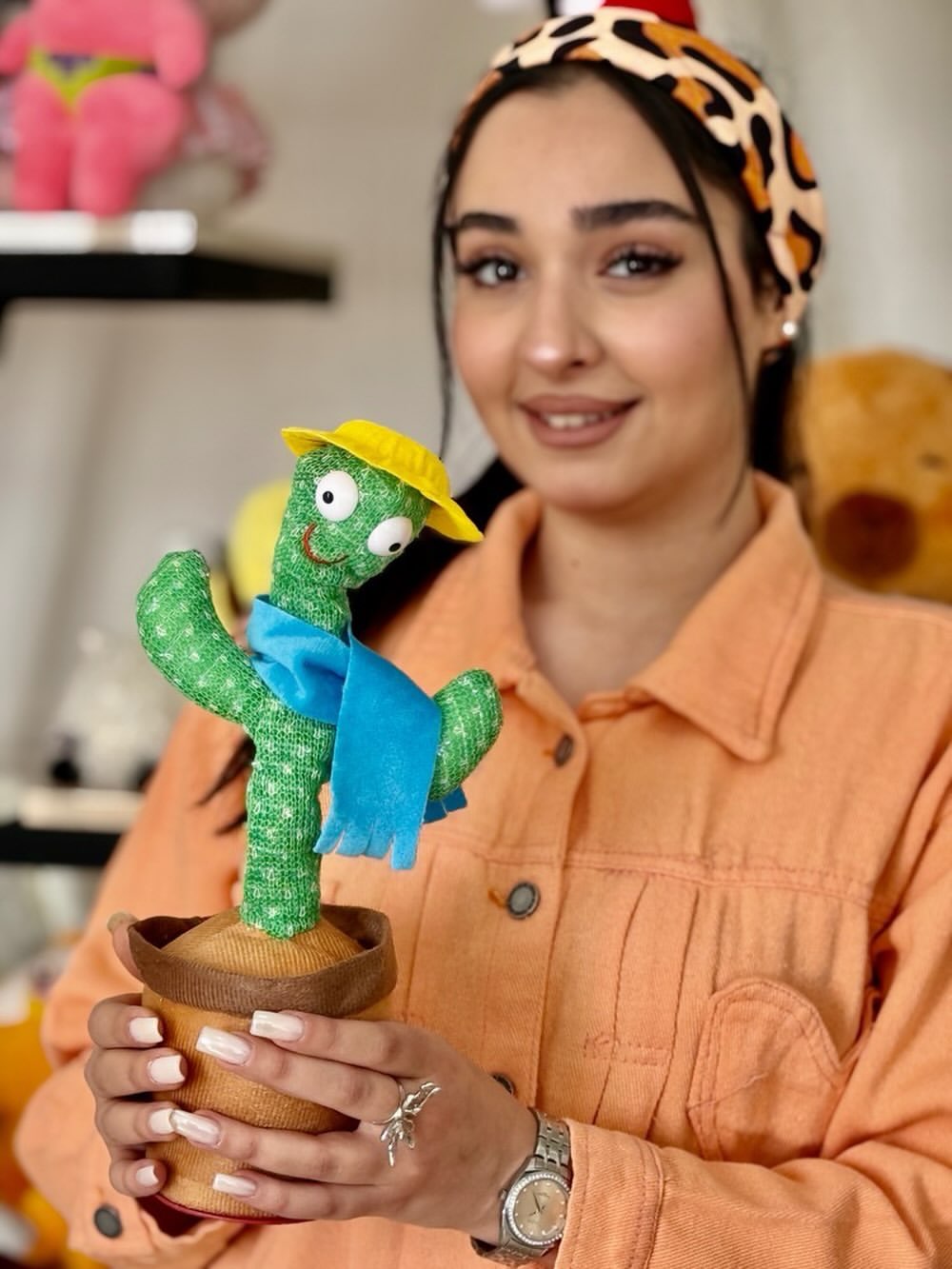 کاکتوس شال و کلاه دار سخنگو